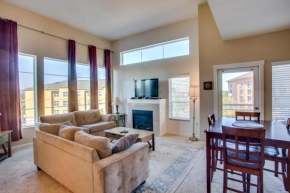 Manifest Upscale Spacious 2BD/2BA Apartment w/ balcony, fireplace